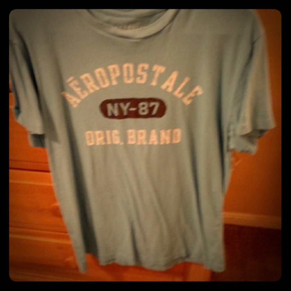 AeroPostal tee shirt